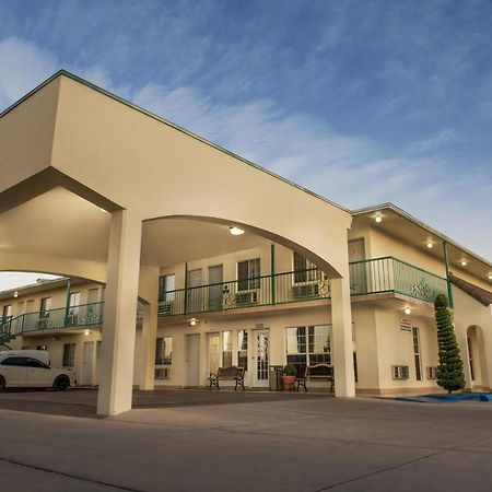 Hotel Trebol Inn Nuevo Casas Grandes Εξωτερικό φωτογραφία